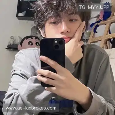 司冕谦